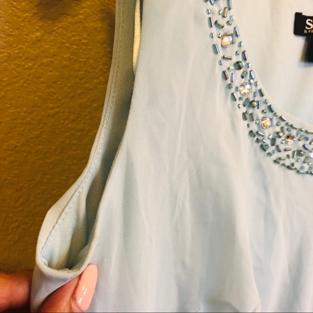 SLNY || Ruffled Tier Cocktail Dress - Picture 4 of 6